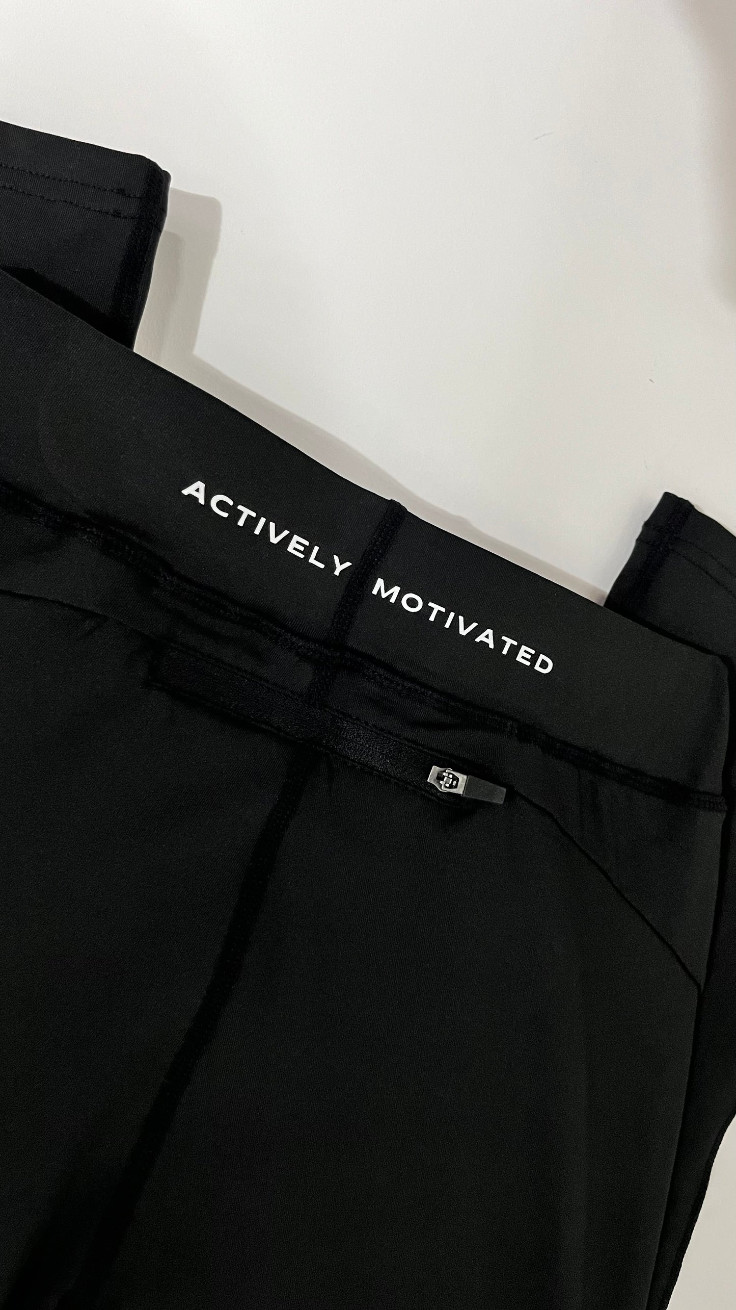 Black AM 3 Quarter Length Leggings (New Logo)
